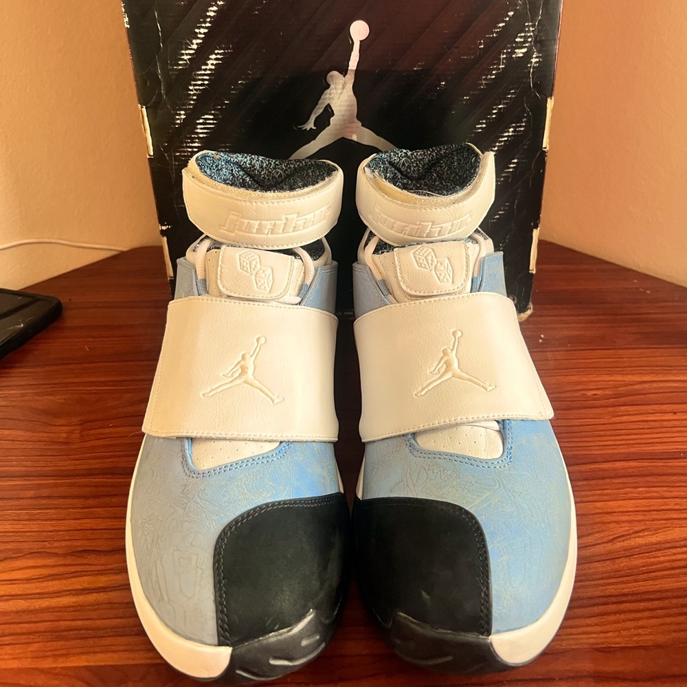 Baby blues they have a make on them but there still beautiful